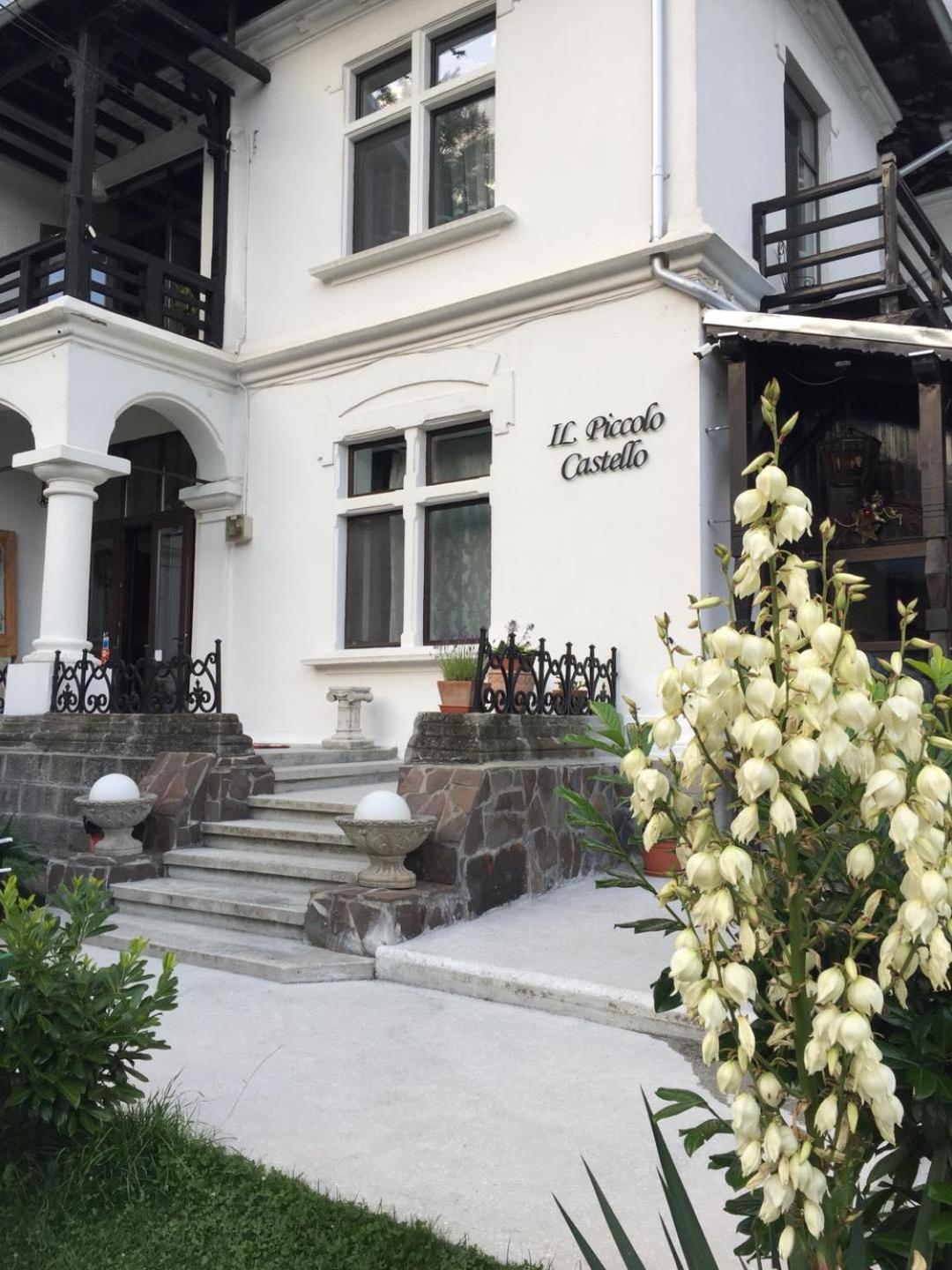 Il Piccolo Castello Буштени Экстерьер фото
